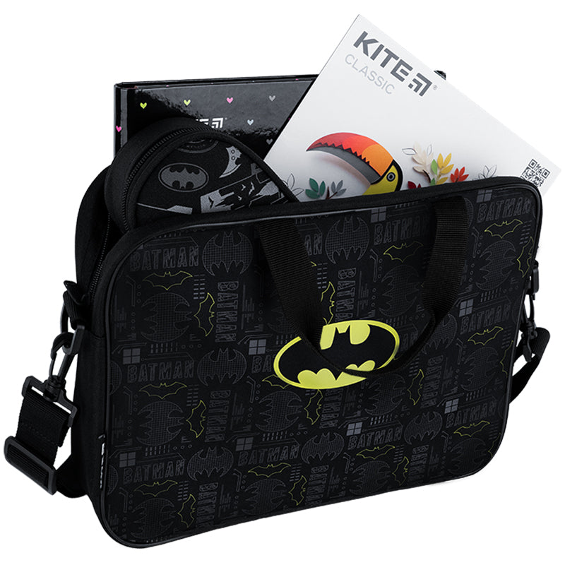 Школьная текстильная сумка Kite DC Batman DC25-589