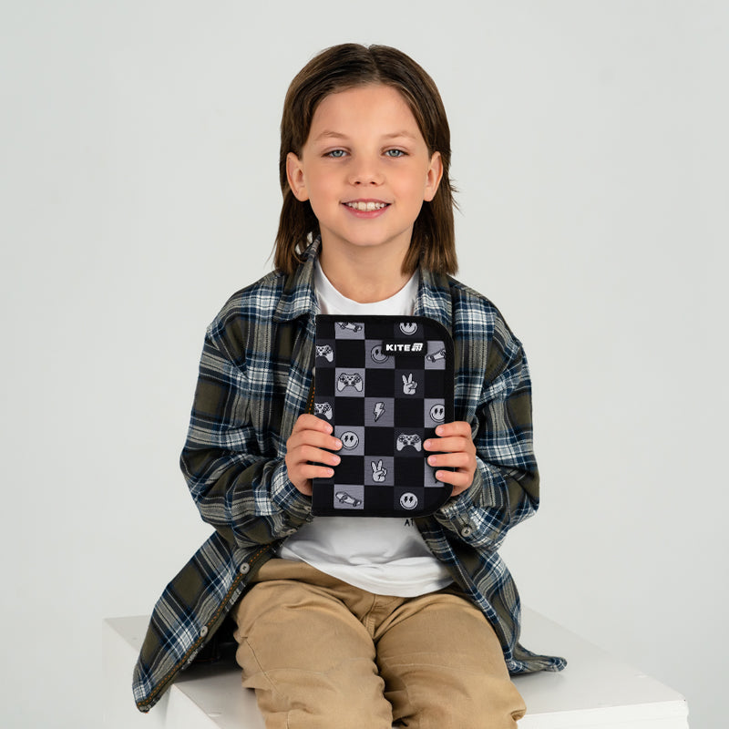 Пенал без наполнения Kite Game On K25-621-4, 1 отделение, 1 отворот