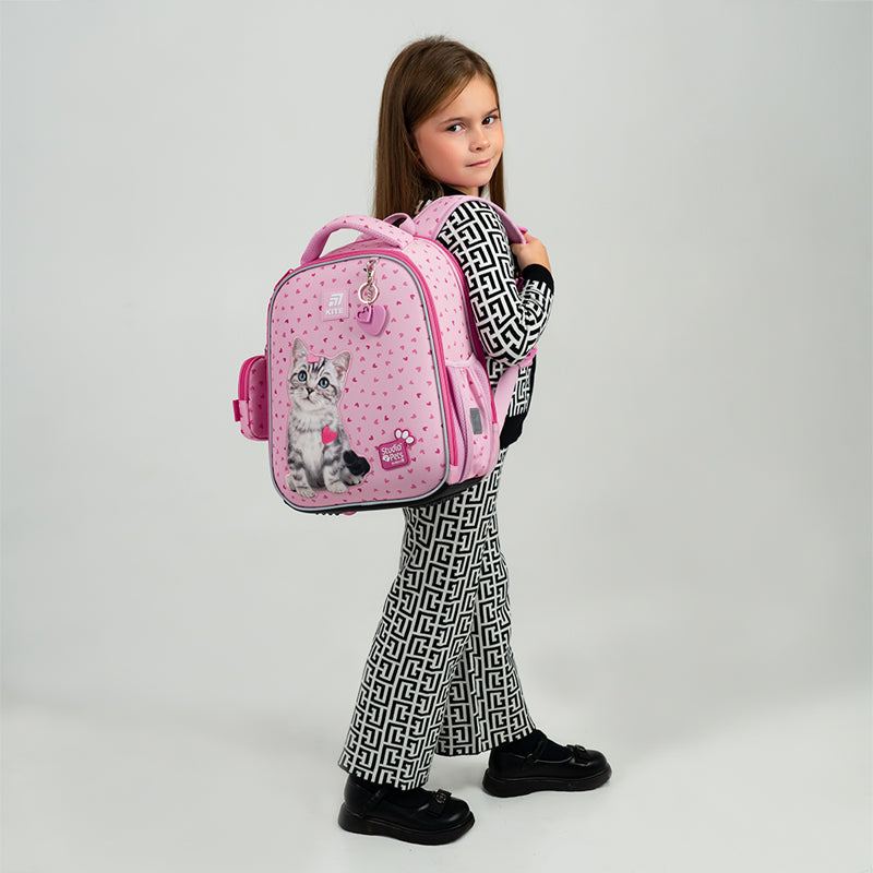 Школьный набор Kite Education Studio Pets SET_SP25-555S-1 (рюкзак, пенал, сумка)