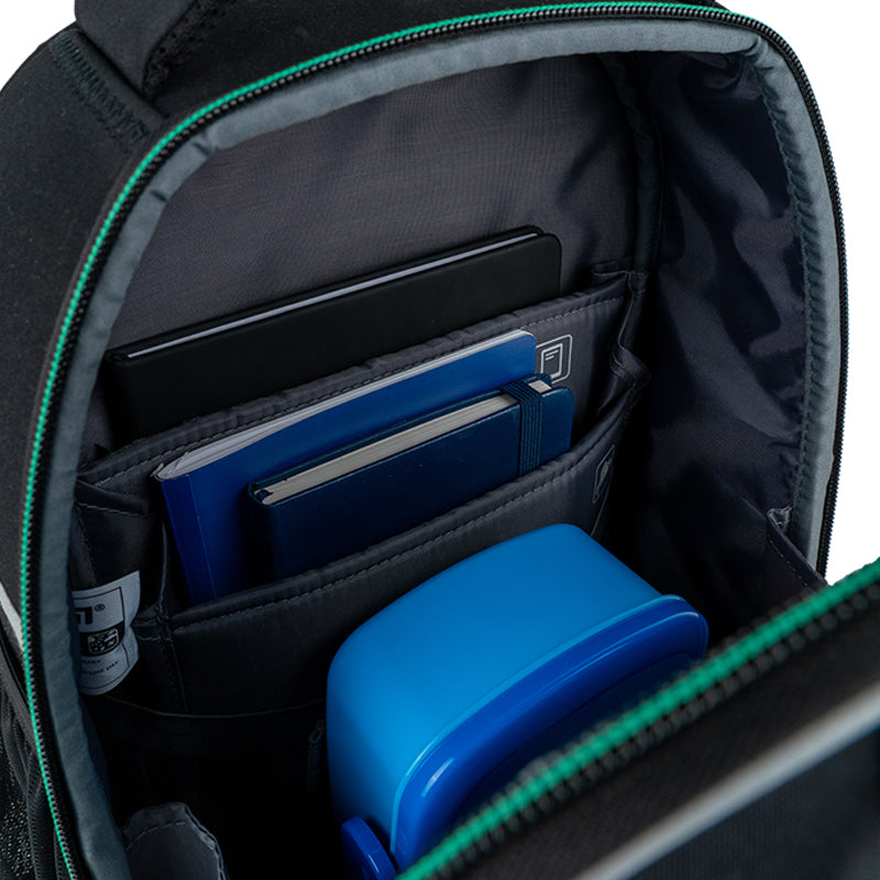 Рюкзак школьный каркасный Kite Education Football K24-555S-9