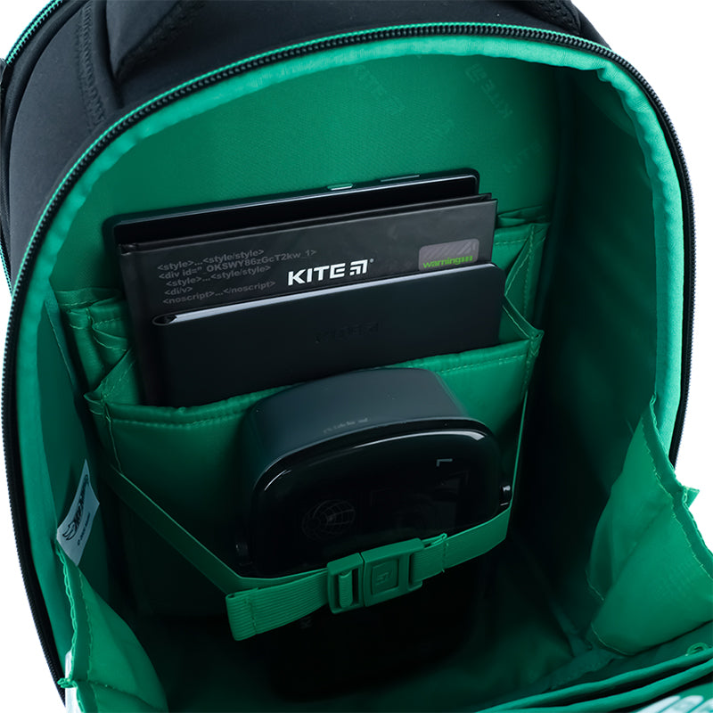 Школьный набор Kite Education Hot Wheels SET_HW26-555S (рюкзак, пенал, сумка)