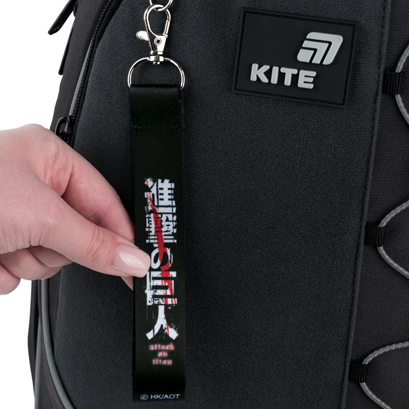 Набор бейдж на липучке и подвеска Kite Attack on Titan AT26-3010, 2 шт.